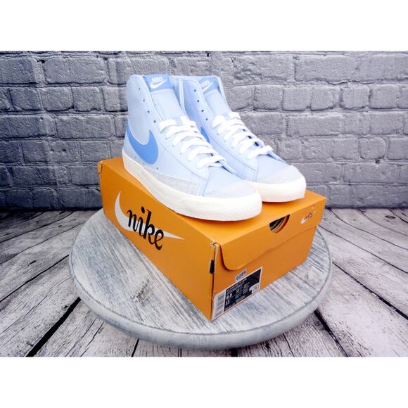 Nike Blazer Mid 77 Celestine Blue/University Blue	Men 9.5	Regular	New In Box - Picture 1 of 10